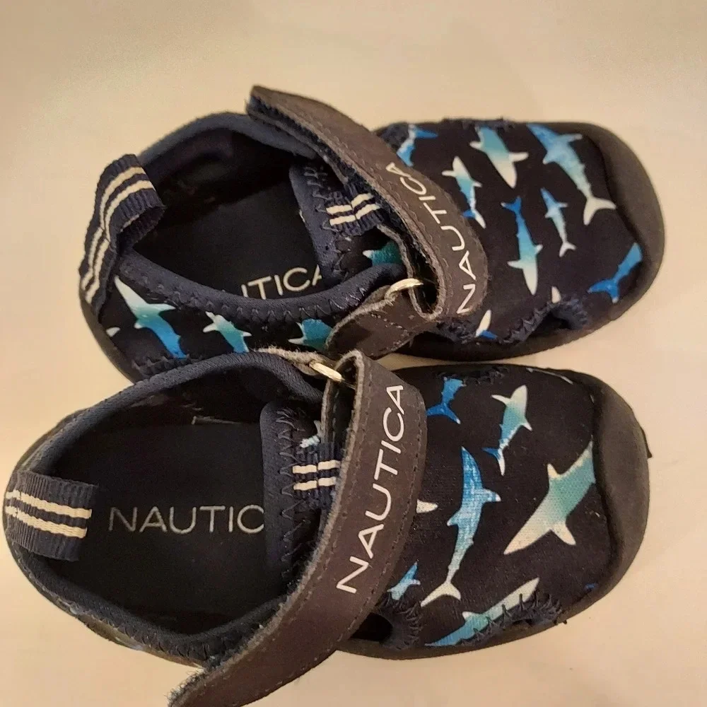 Nautica Shark Print Protective Water Shoes, Closed-Toe Sport Sandal in Size 5